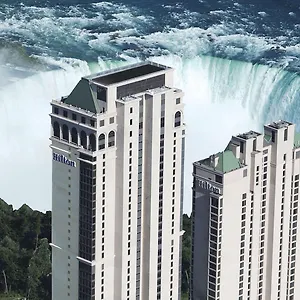 **** מלון Hilton Falls/ Fallsview And קנדה